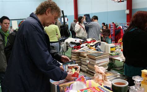 Étoile sportive Un millier de visiteurs à la foire aux puces Le