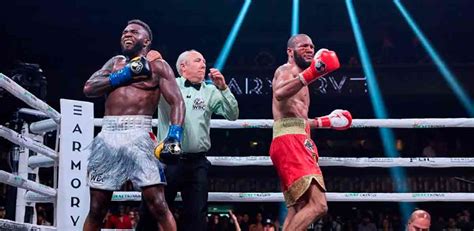 Carlos Adames vence por nocaut a Julián Williams