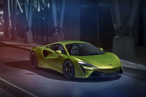 mclaren wins game changer award  design  innovation