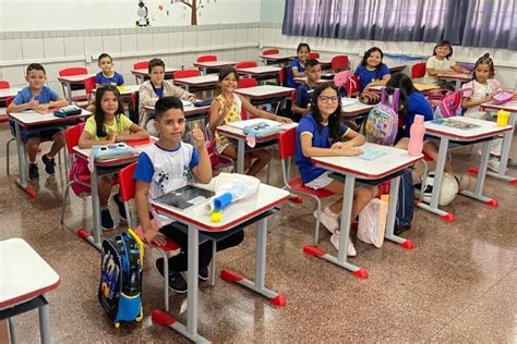 Mais de 32 mil alunos retornam às aulas nesta quinta feira em Dourados