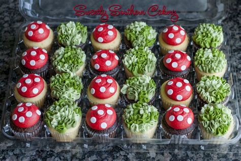 Moss And Mushrooms Cupcakes