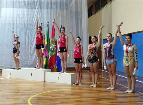 Ginástica Rítmica Do Mampitubafme Criciúma Conquista 16 Medalhas Em