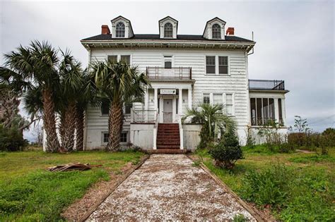 Huston House Step Inside This Abandoned Home On Butler Island Georgia