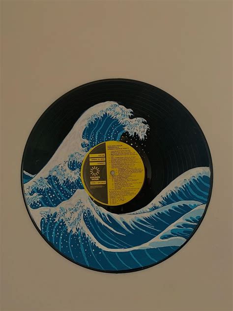 Wave Painted Record Vinyl Record Art Ideas Vinyl Record Art Wave