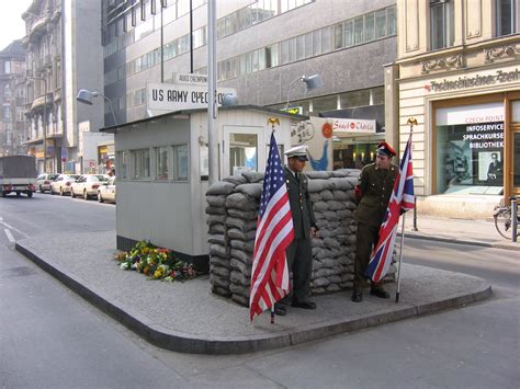 Checkpoint Charlie Germany 11