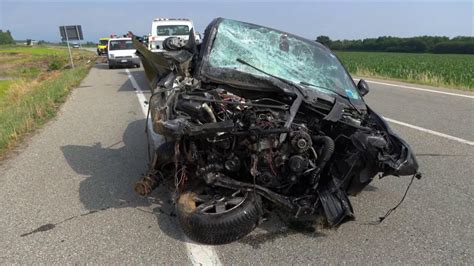 Incidente A Vercelli Scontro Tra Auto E Camion Morto Enne