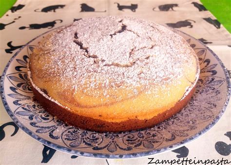 Torta Con Latte Di Cocco Variegata Al Cacao Zampette In Pasta