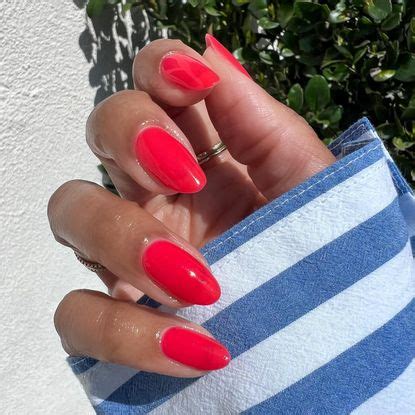 5 Chic Ways to Wear the Strawberry Nail Trend This Summer | Who What Wear