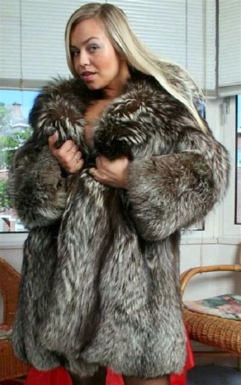 Pin By Rob Boaler On Silver Fox Girls Fur Coat Fur Dress Fur Fashion