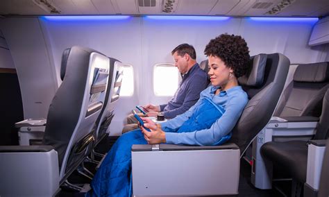 Alaska Airlines First Class: What to Know - NerdWallet