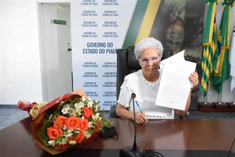 Governadora Regina Sousa Sanciona Lei Que Autoriza Empr Stimo De Us