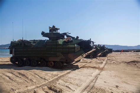 U S Marine Corps Aav P A Amphibious Assault Vehicles Nara Dvids