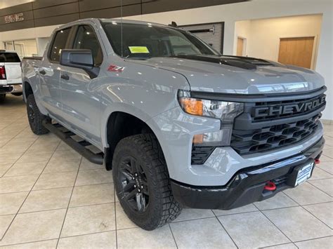 New 2024 Chevrolet Silverado 1500 Custom Trail Boss Crew Cab In