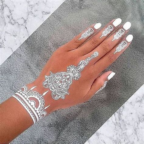 Henn Blanc Sur Mains White Henna Designs Henna Tattoo Designs