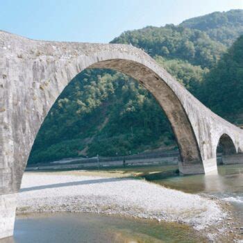 Sillico Magico Borgo Arroccato In Garfagnana Borghi Toscana