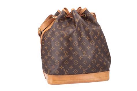 Louis Vuitton Grand Sac Noe Monogram Canvas M42224