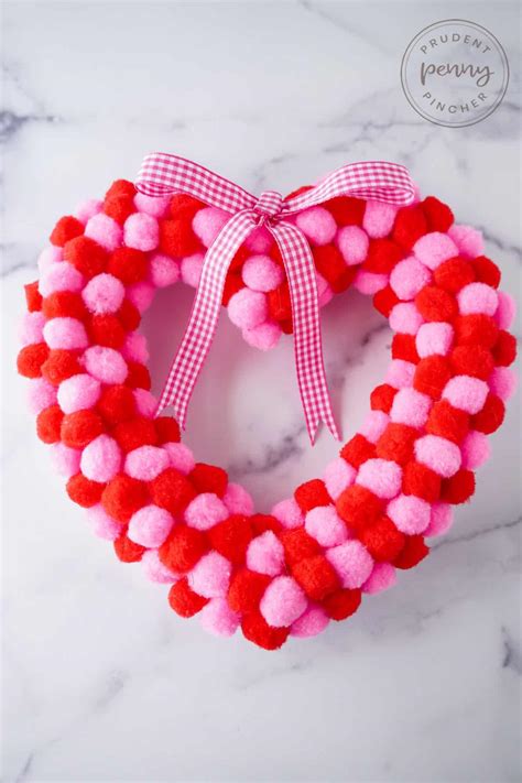 Diy Dollar Tree Heart Wreath Prudent Penny Pincher