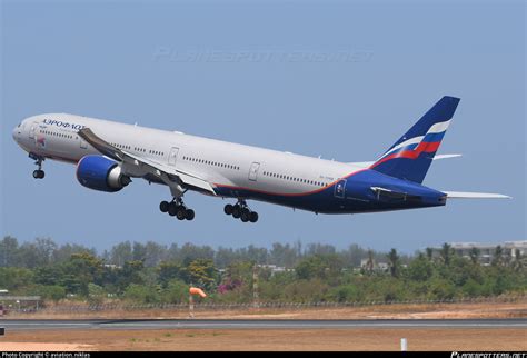 Ra Aeroflot Russian Airlines Boeing Er Photo By Niklas