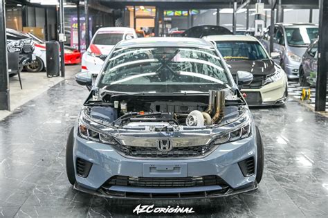 马力超过 1100hp！honda City Hatchback 改装移植 Vtec Turbo 引擎 Awd 全驱系统，变身直线加速钢炮