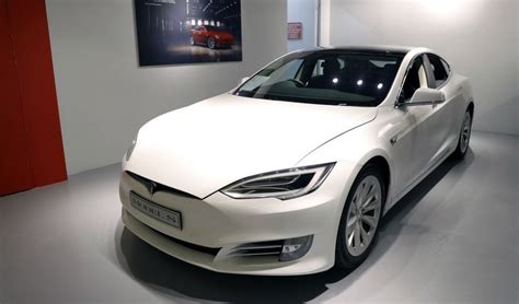 Tesla Reduces Production Hours On Model S Model X Automotive News