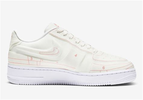 Diamo Uno Sguardo Dettagliato Alle Due Nuove Nike Air Force