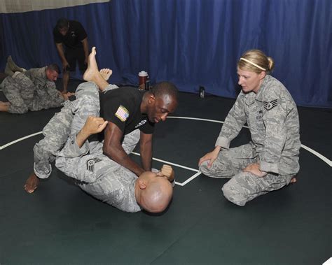 Af Instructors Learn Modern Army Combatives Skills Us Air Force