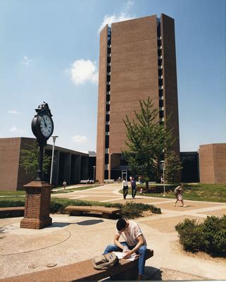 Campus Images | Photographs | University of Memphis