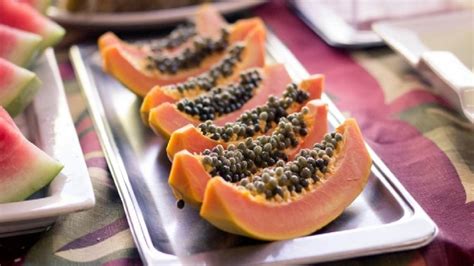 Cu Les Son Los Beneficios De Comer Papaya En La Noche Gastrolab