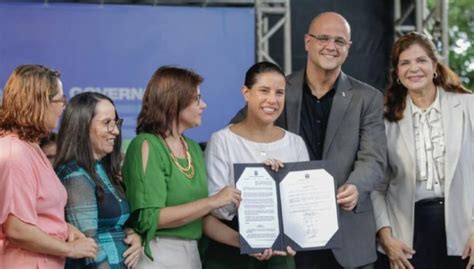 Governadora Raquel Lyra lança Mães de Pernambuco que vai dar auxílio