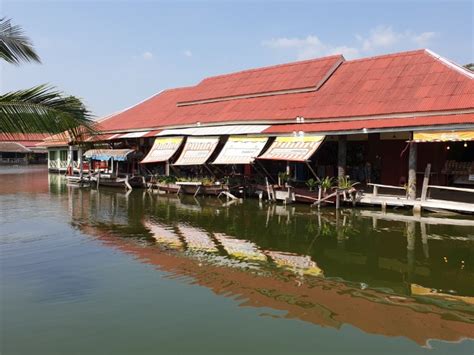 Sam Phan Nam Floating Market Hua Hin Thailand TripAtrek Travel