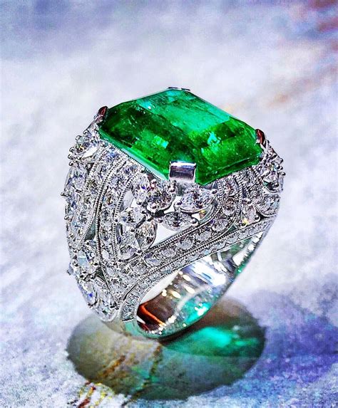 Green Emerald Cocktail Ring