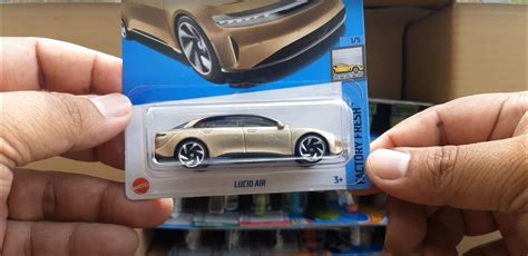 Inside The 2023 Hot Wheels Case D New Super Treasure Hunt Is An Electric Hypercar Autoevolution