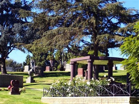 Family Burial Plots Los Angeles | Inglewood Park Cemetery