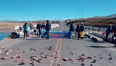 Melgar Pobladores Bloquean Carretera Por Contaminación De La Cuenca