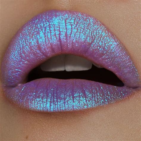 Iridescent Lip Topper That Gets You Lit Get The Effect Of Crushed