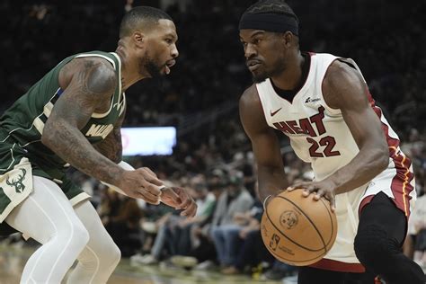 Nba Giannis Antetokounmpo Damian Lillard Help Bucks Hold Off Heat Inquirer Sports