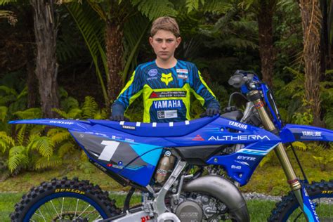 Sunlive Tauranga Teen Signs European Deal The Bays News First