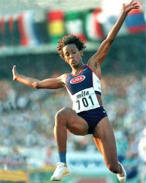 Hot Sexy Jackie Joyner Kersee Bikini Pics