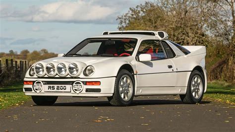 √Rare Ford RS200 ‘rally car for the road’ for sale - Drive 52