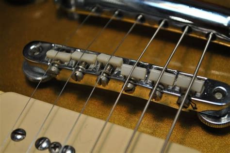 How To Set Up A Strat Tremolo To Stay In Tune