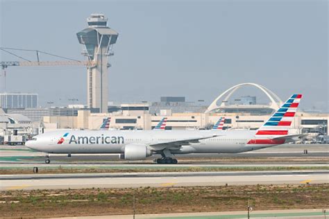 Late Start Diverts American Airlines Delhi New York Flight To Gander