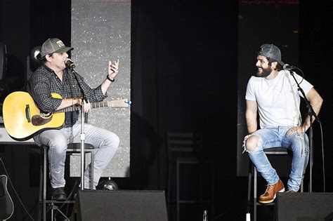 Thomas Rhett Teams w/ Dad Rhett Akins for 'Things Dads Do'