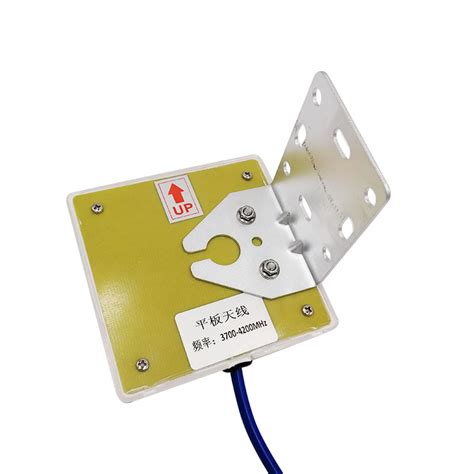 China Outdoor Directional Flat Panel Antenna Mhz Dbi