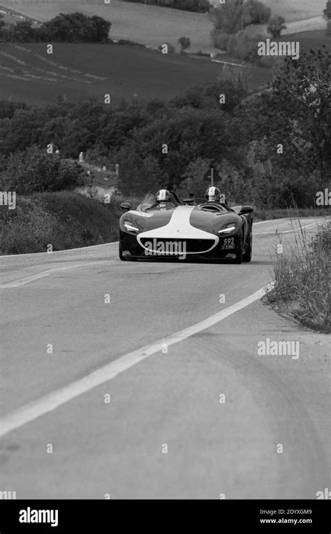 Cagli Italy Ott Ferrari Monza Monza Sp On An Old