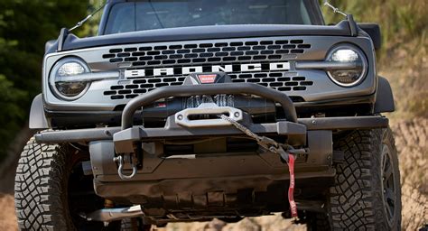 Ford Bronco Everglades Officially Announced With Factory Installed Winch And Snorkel Carscoops