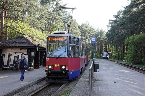 Bydgoszczy Trams This Quite Large City In Poland Has A Goo Flickr