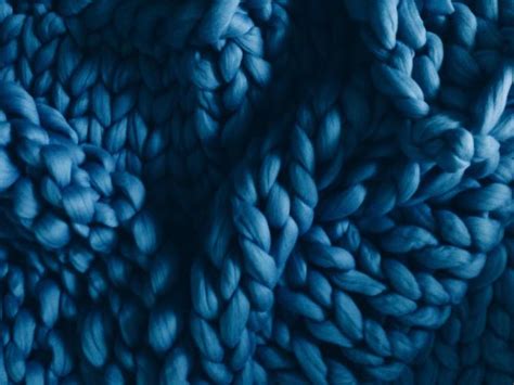 beautifully crafted super chunky hand knit blankets sweaters