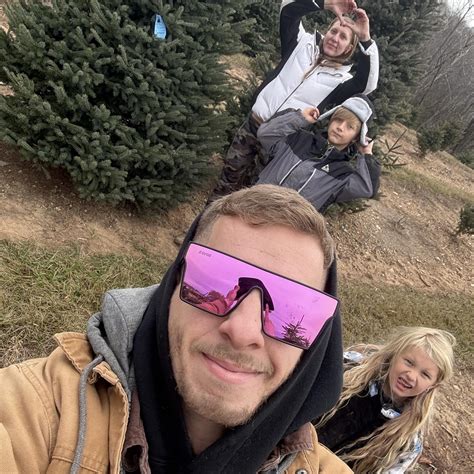 Bits - Auction 1! Must pick up by end of day Sunday December 7th. Pick