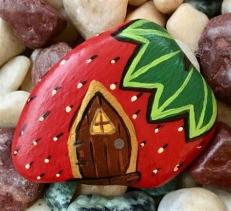 Pin By Amber Wangemann On Rock Art Rock Crafts Diy Rock Art Painted