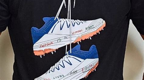 Usman Khawaja Launches A T Shirt Range With Banned Boots To Raise Money